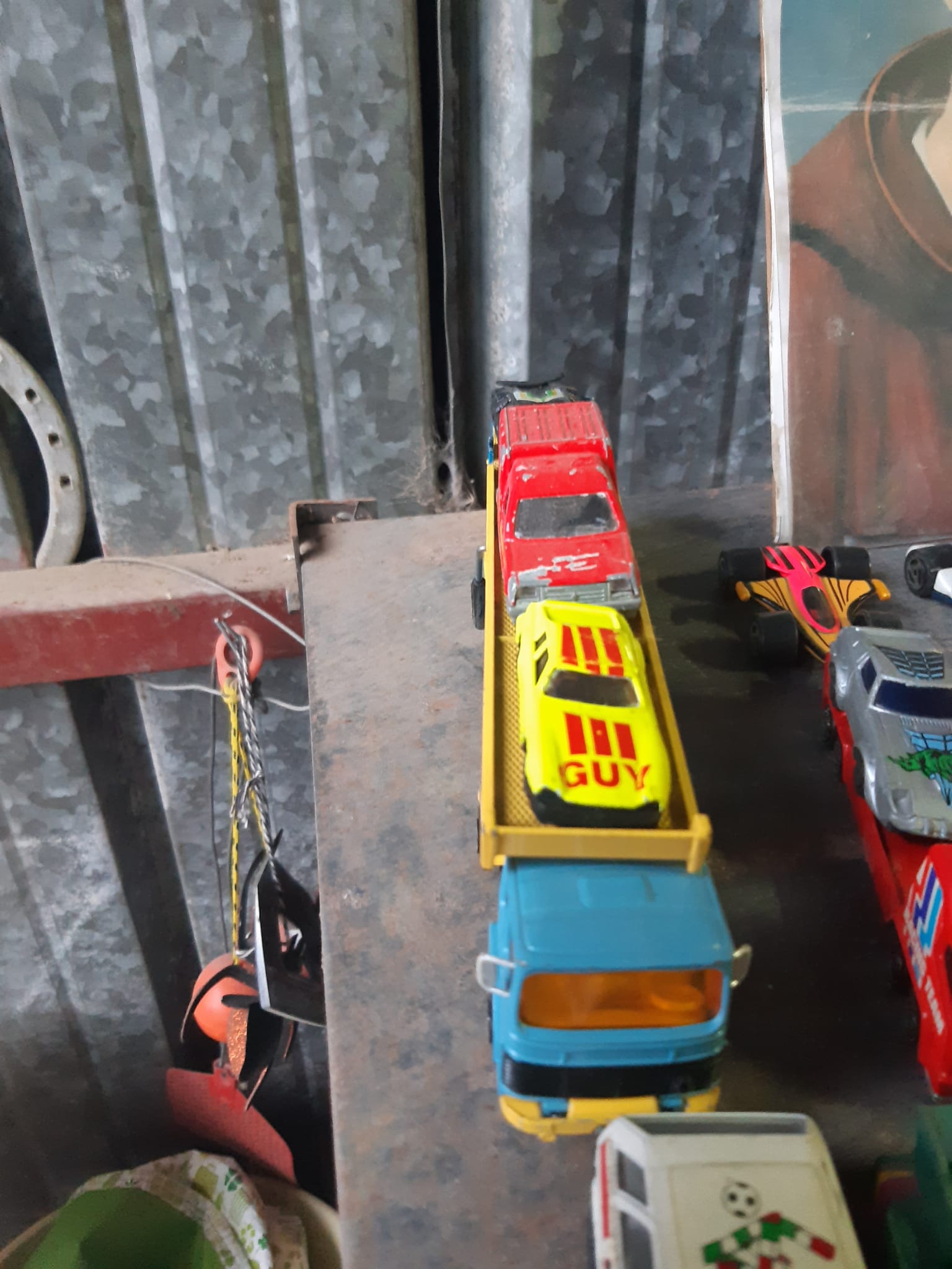 Camioncino giocattolo